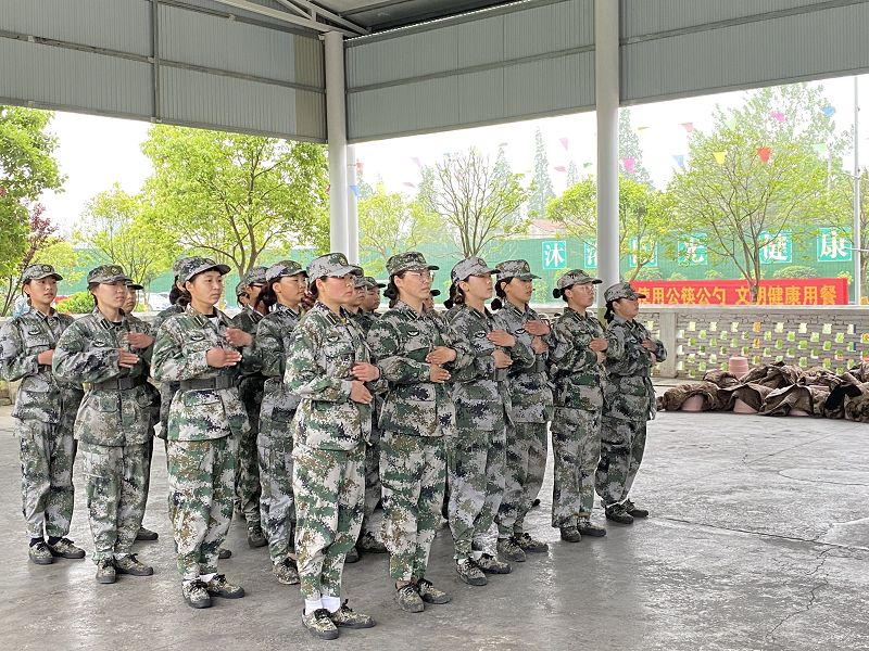 广东深圳有哪些好的军事化管理学校？(图2)