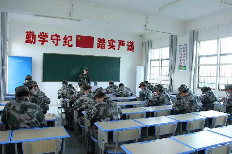 北京叛逆少年特训全封闭学校教育方法？(图1)