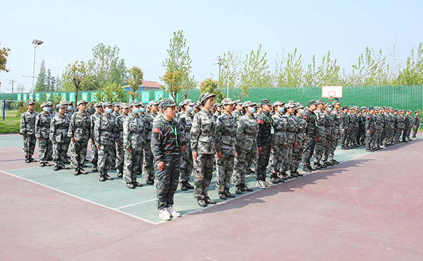 高中生初中生厌学怎么办(初中生厌学不去学校,怎么办)