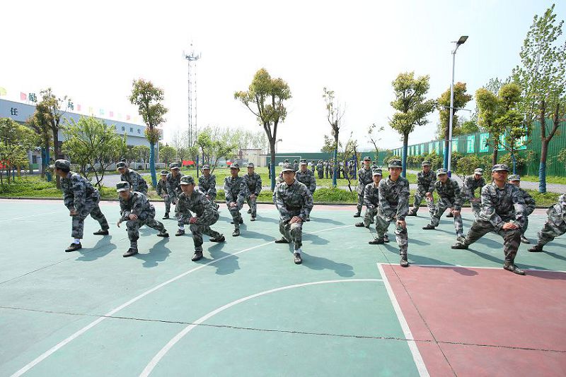 自律也难，成长也苦，但不历经风雨怎能见彩虹?(图2)