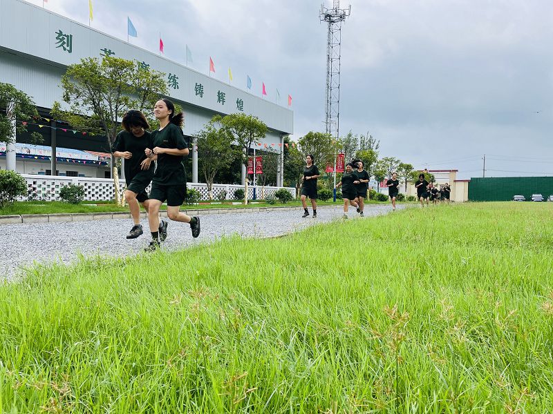 怎样陪伴孩子成长？家长切勿强迫